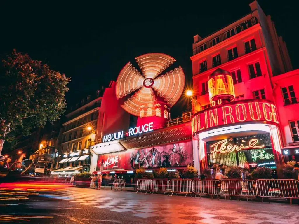 Evenings Well Spent Exploring Nightlife and Entertainment Near Parrish